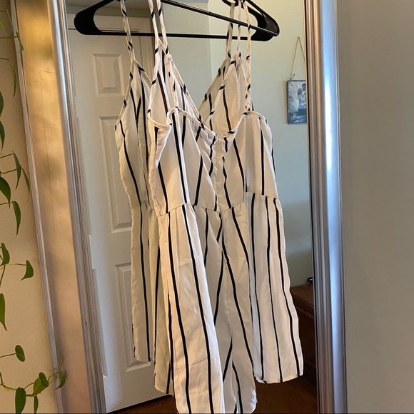 Black and White Striped Romper - Picture 4 of 5